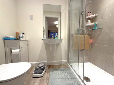 ENSUITE SHOWER ROOM