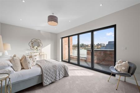 BEDROOM 4