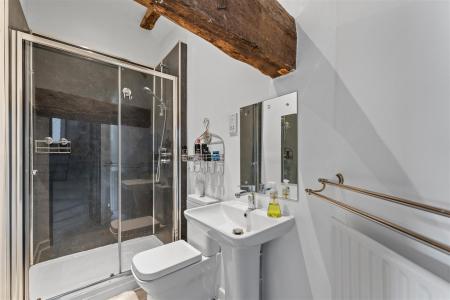 ENSUITE SHOWER ROOM