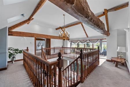 GALLERIED LANDING