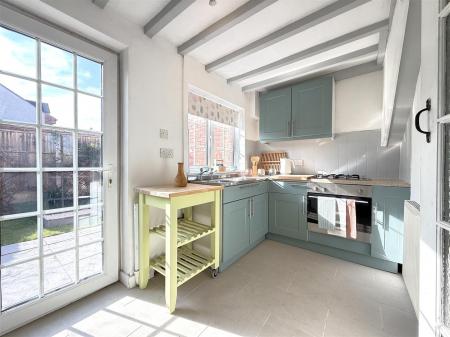BREAKFAST KITCHEN