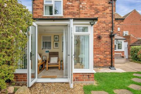 GARDEN / SUN ROOM