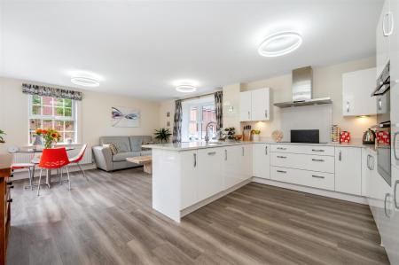16 Penson Gardens WEB PH-47.jpg