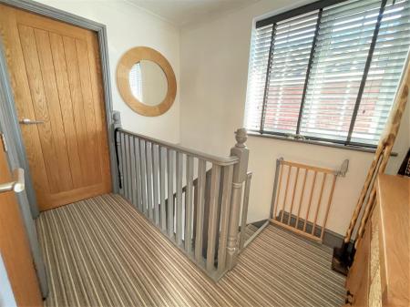 FIRST FLOOR LANDING