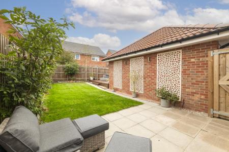 39 Widnall Drive WEB PH-5.jpg