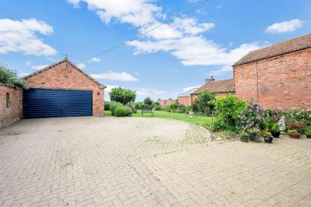 Autumn Chase WEB PH-19.jpg