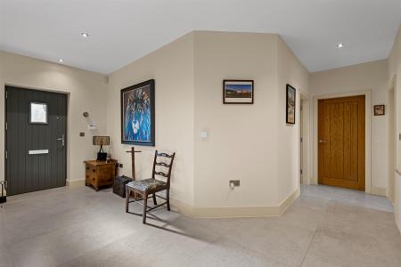 23 North Lodge Road-02.jpg