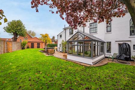 College House-05.jpg