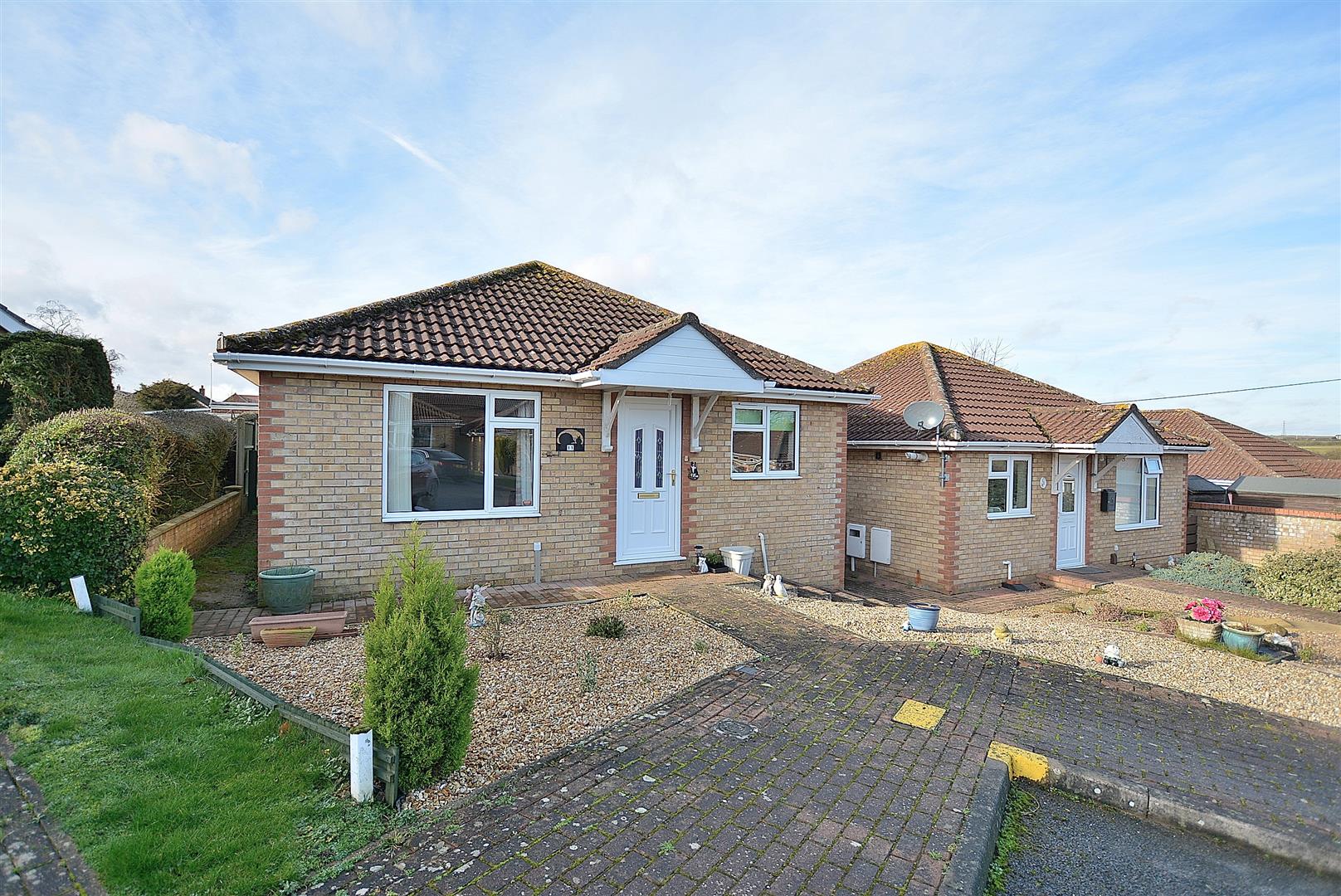 2 bedroom Detached Bungalow for sale in Lincoln