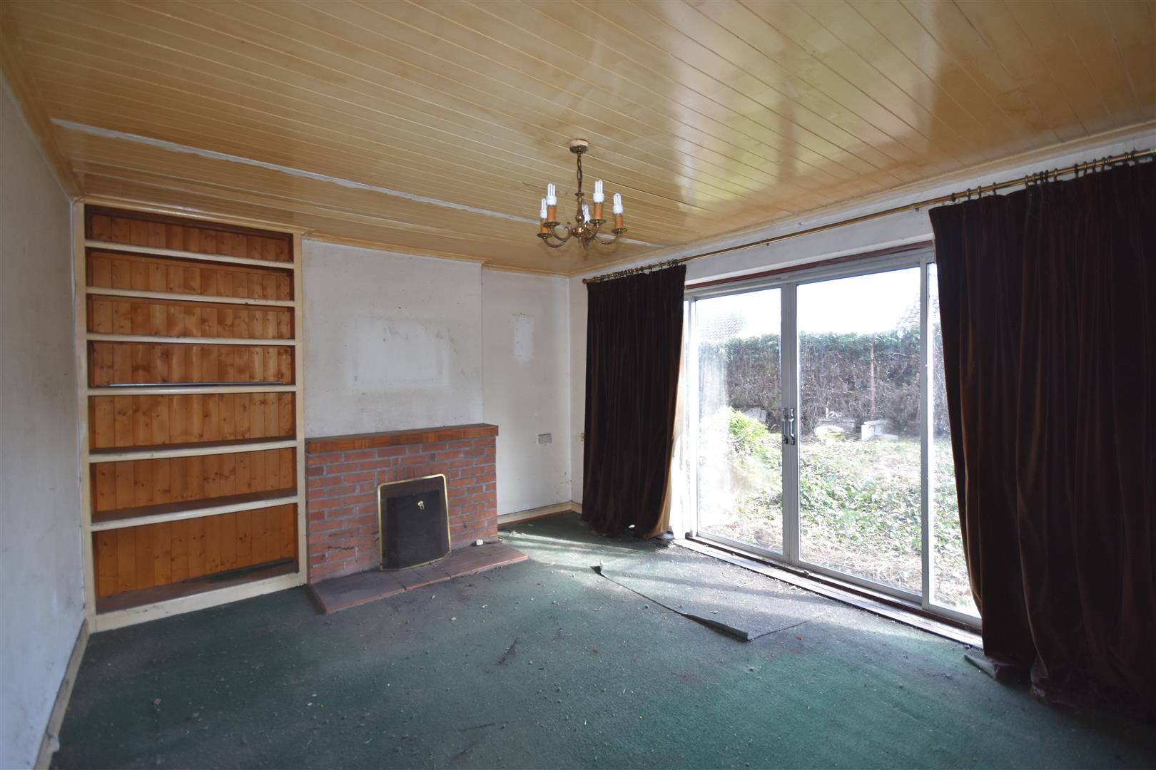 3 bedroom Detached Bungalow for sale in Newark