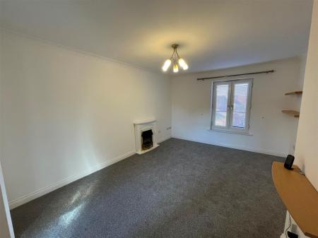 LIVING & DINING ROOM