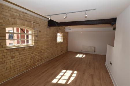 OPEN PLAN LIVING/DINING/KITCHEN