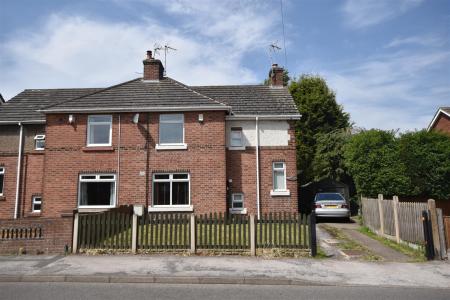 FRONT VIEW OF PROPERTY