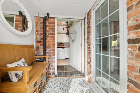 TIMBER BUILT SIDE ENTRANCE PORCH