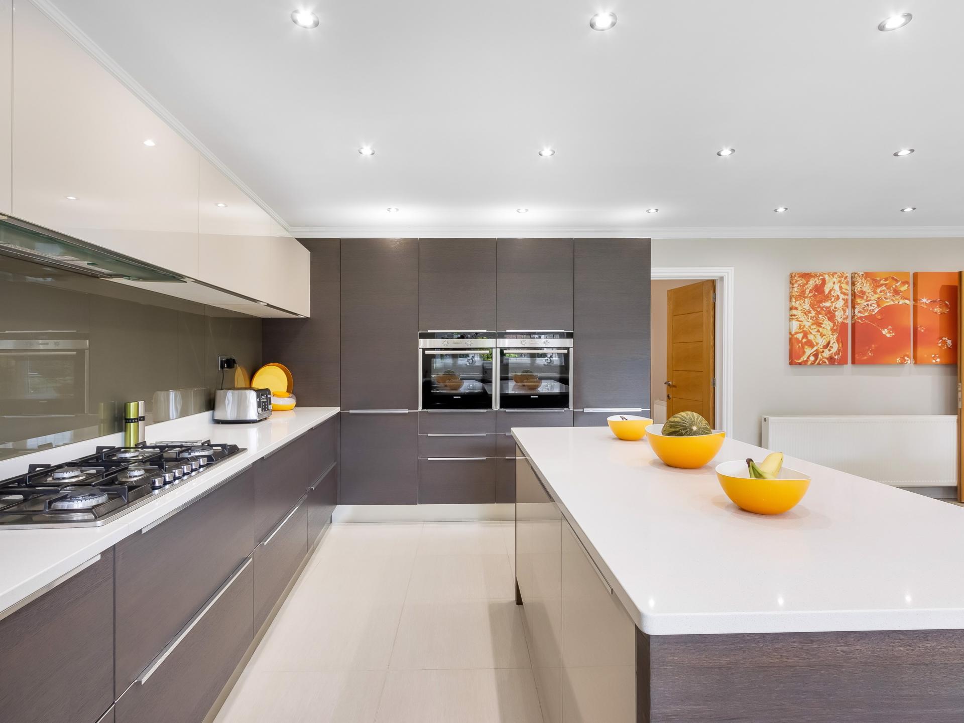 5 bedroom House for sale in Goffs Oak