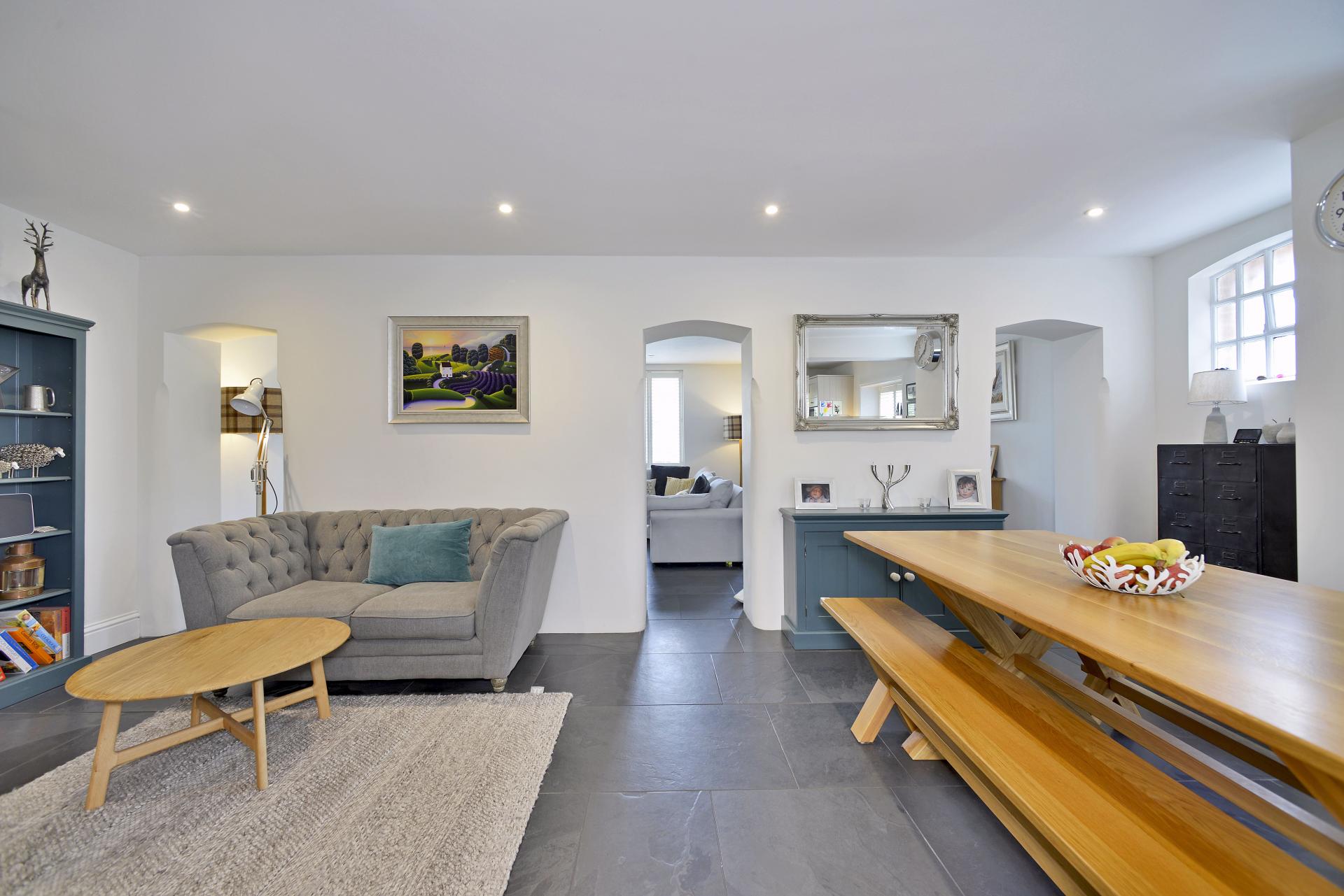 5 bedroom House for sale in Cranleigh