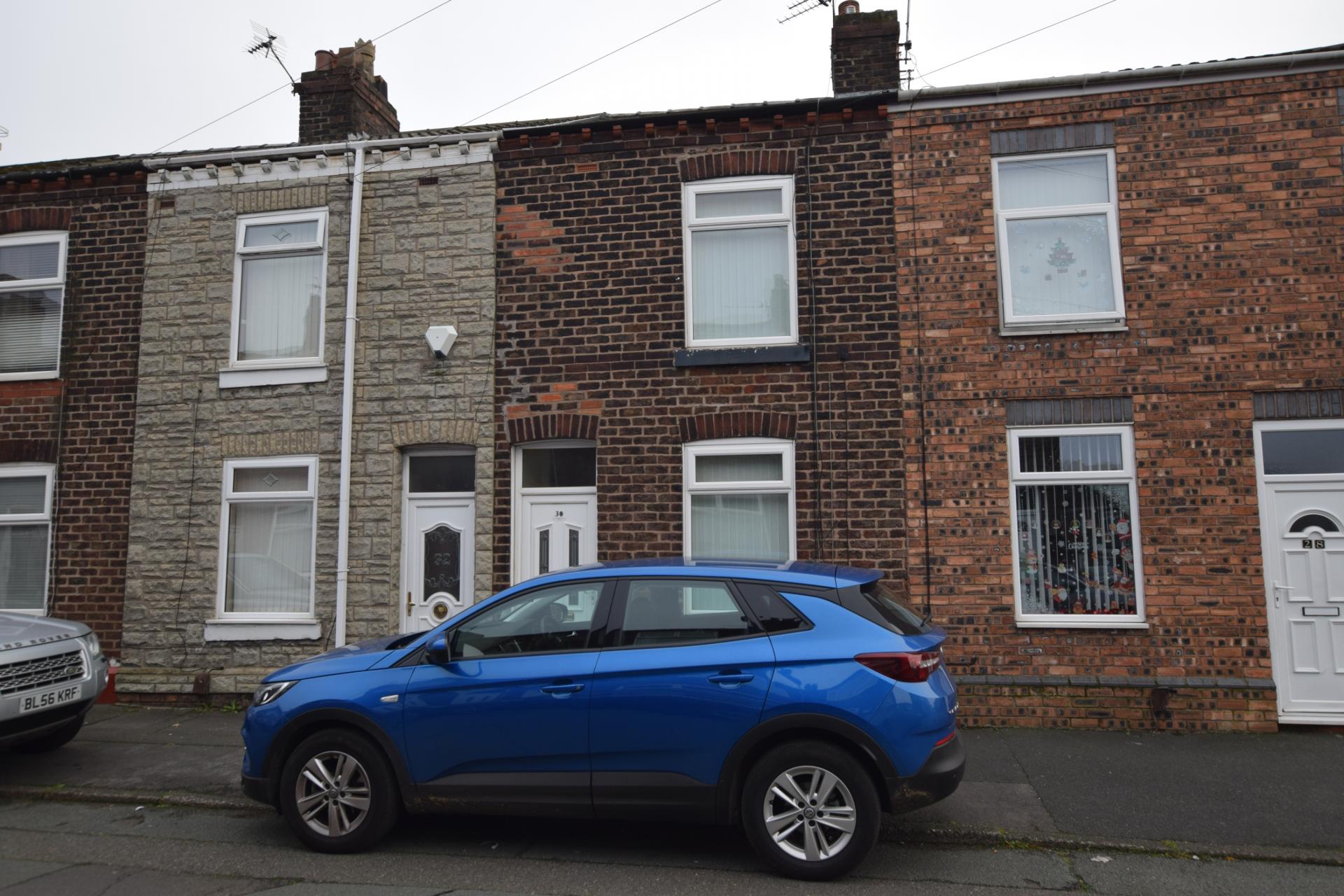 2 bedroom Terraced House for sale in WIDNES