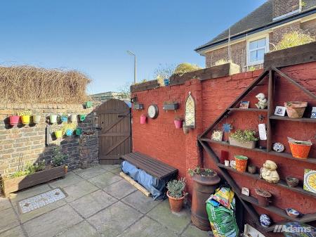 image25