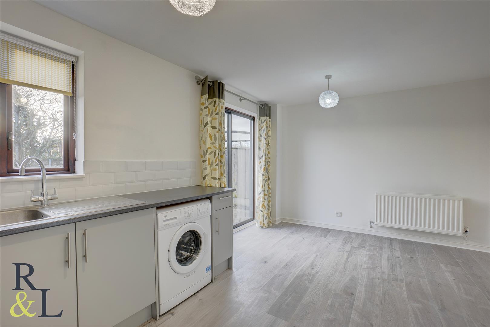 3 bedroom Detached House for rent in Nottingham