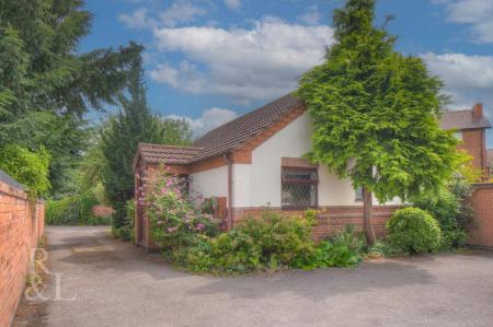 Carlyle Court (6).jpg