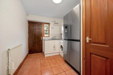 3 Grange Court PH-45.jpg
