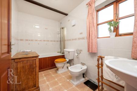 3 Grange Court PH-60.jpg