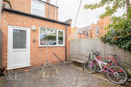 12 Edwinstowe (12).jpg