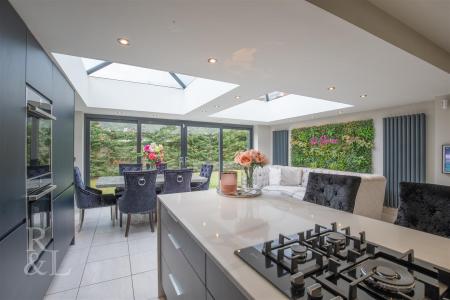 9 Fowler Road (16).jpg