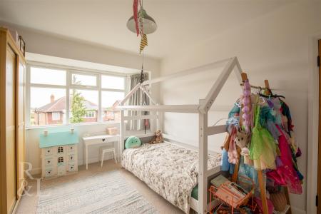 15 Medina Drive (17).jpg