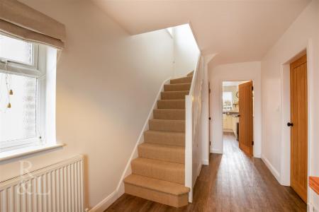 15 Medina Drive (20).jpg