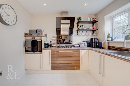 8A Edwald Road (2).jpg