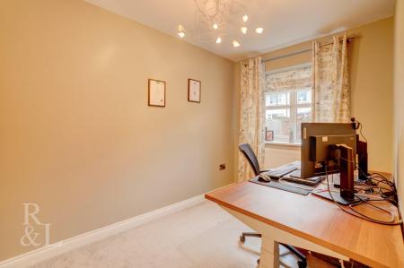 8A Edwald Road (23).jpg