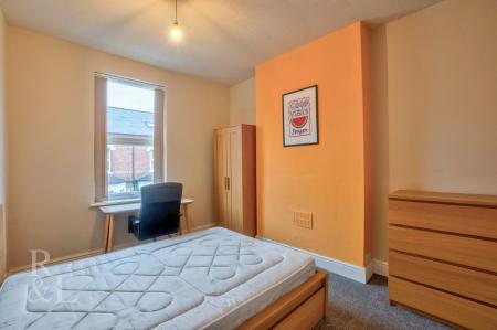 18 Rushworth Avenue (8).jpg