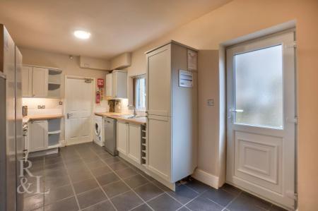 18 Rushworth Avenue (19).jpg