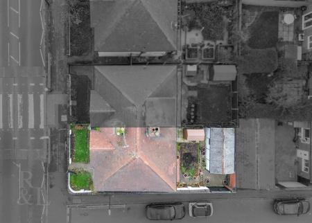 63 Sherwood Rise (2).jpg