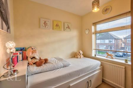 123 Eltham Road (10).jpg