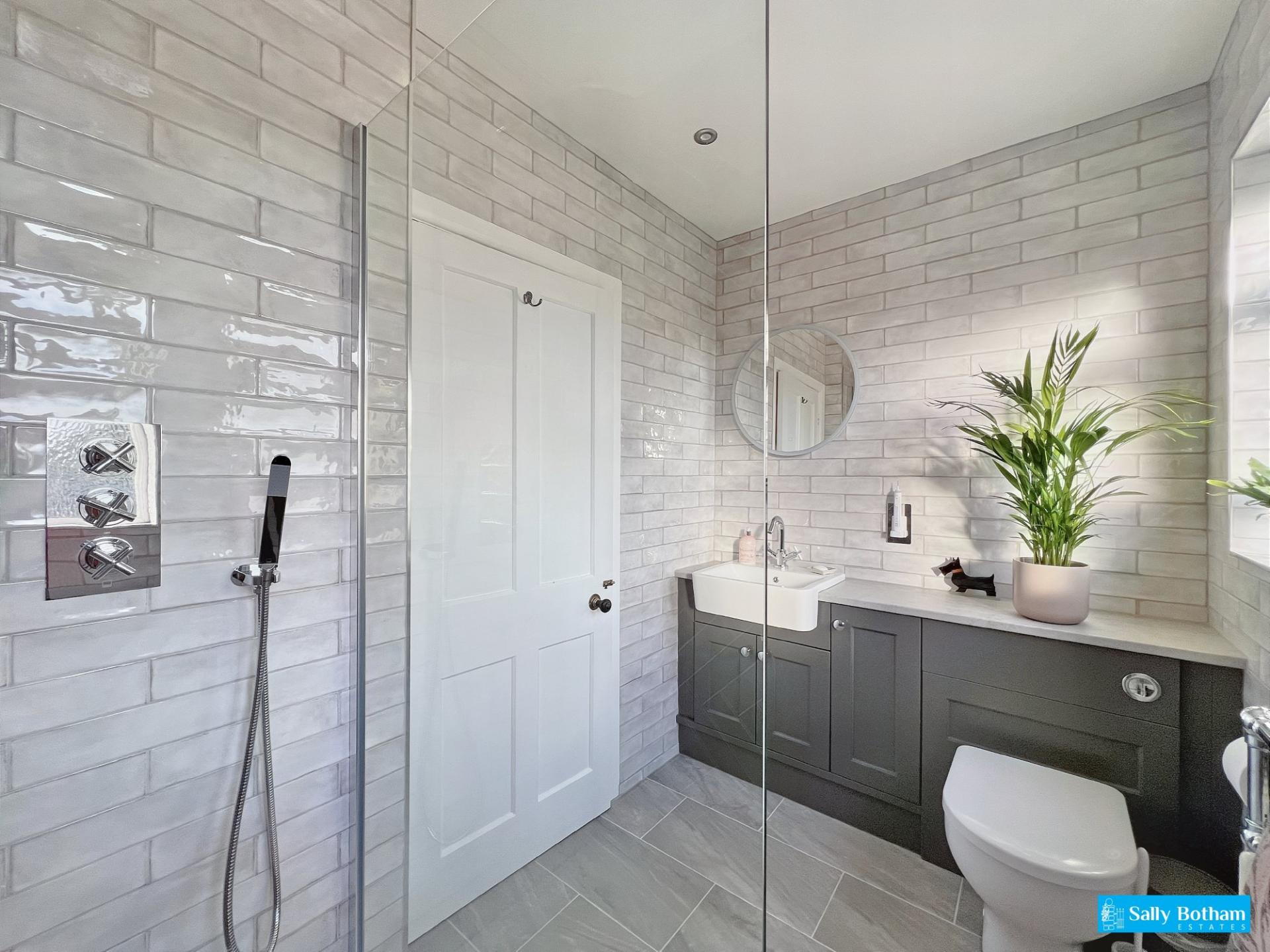 3 bedroom SemiDetached House for sale in Matlock