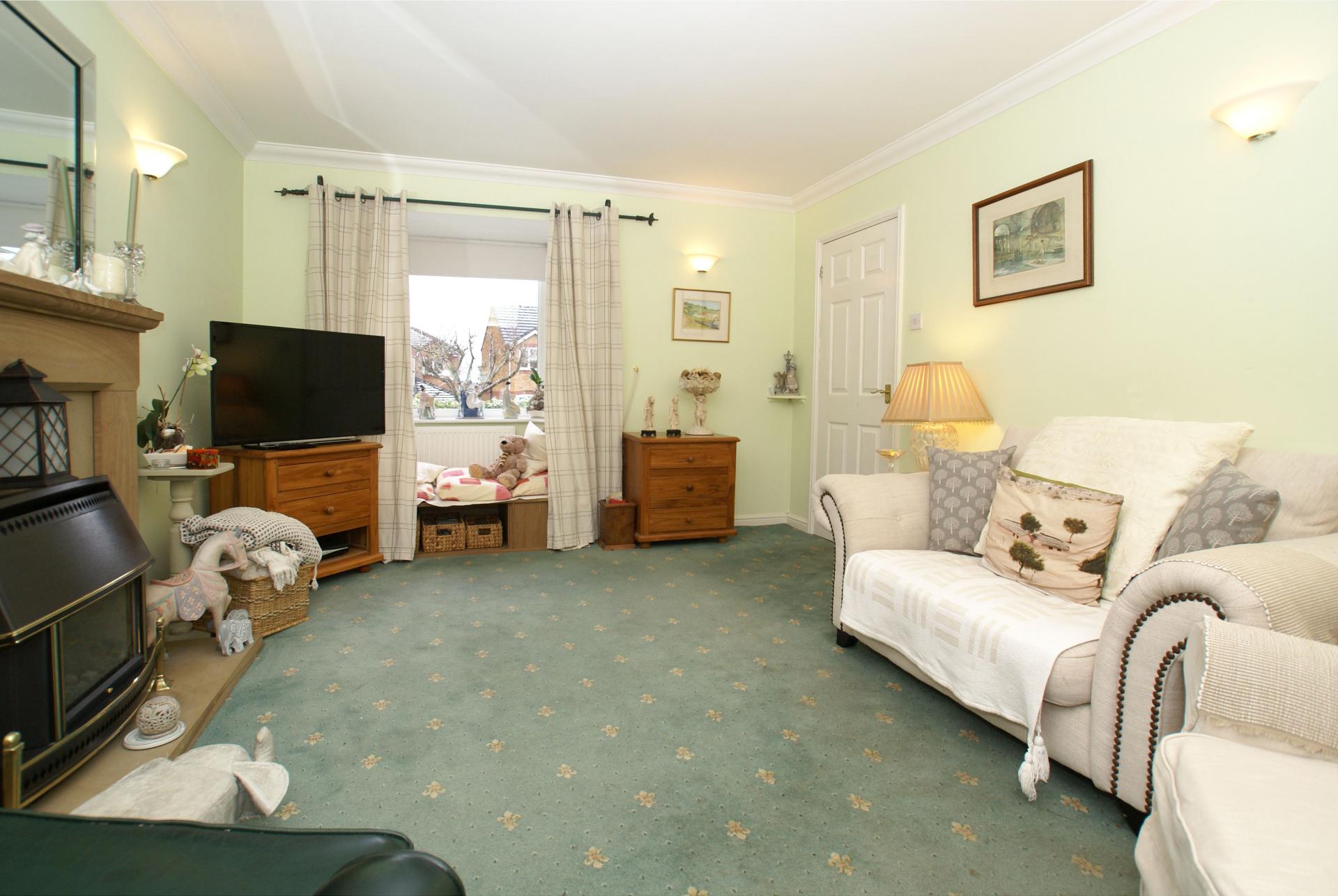 4 bedroom Detached House for sale in Matlock