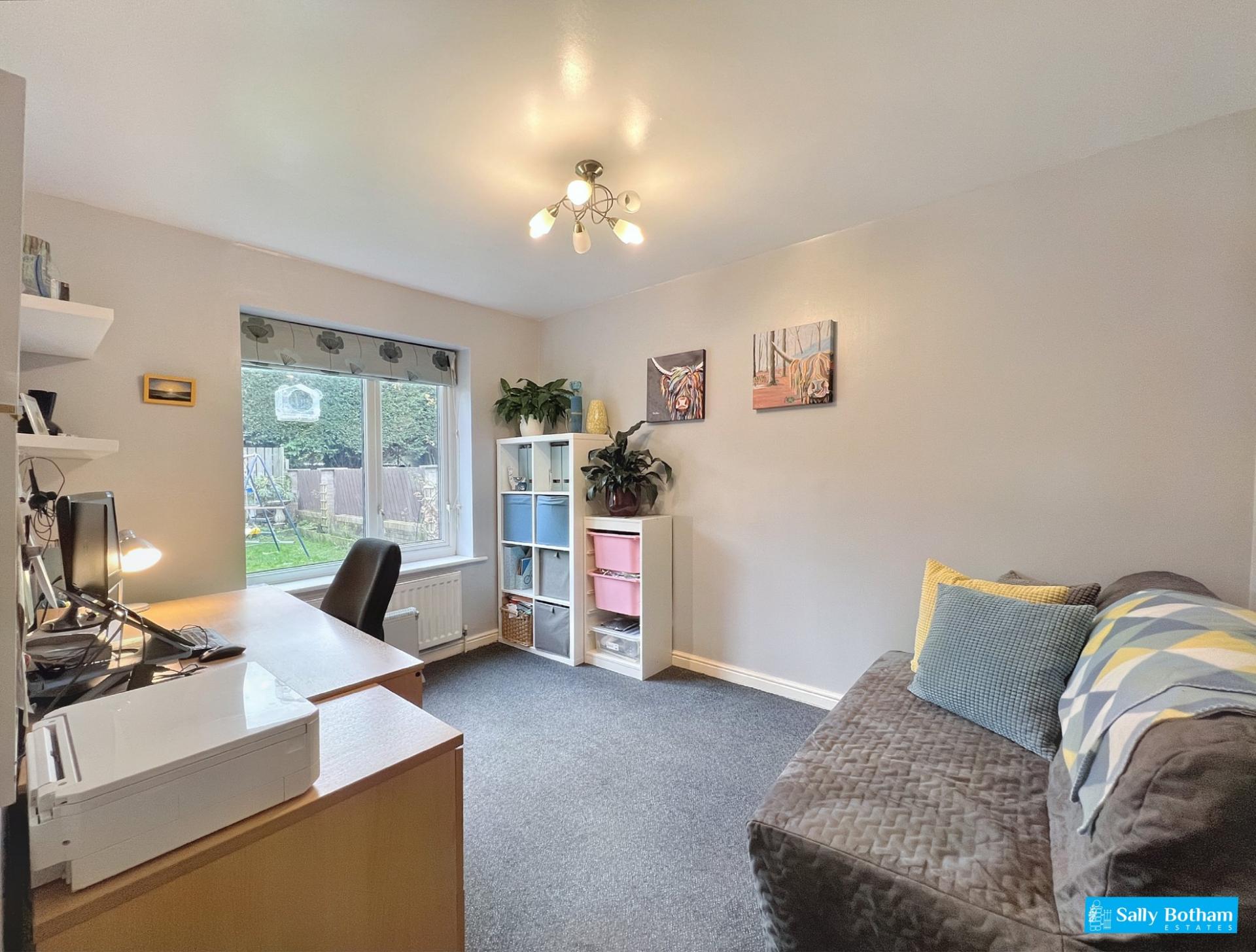 4 bedroom Detached House for sale in Matlock