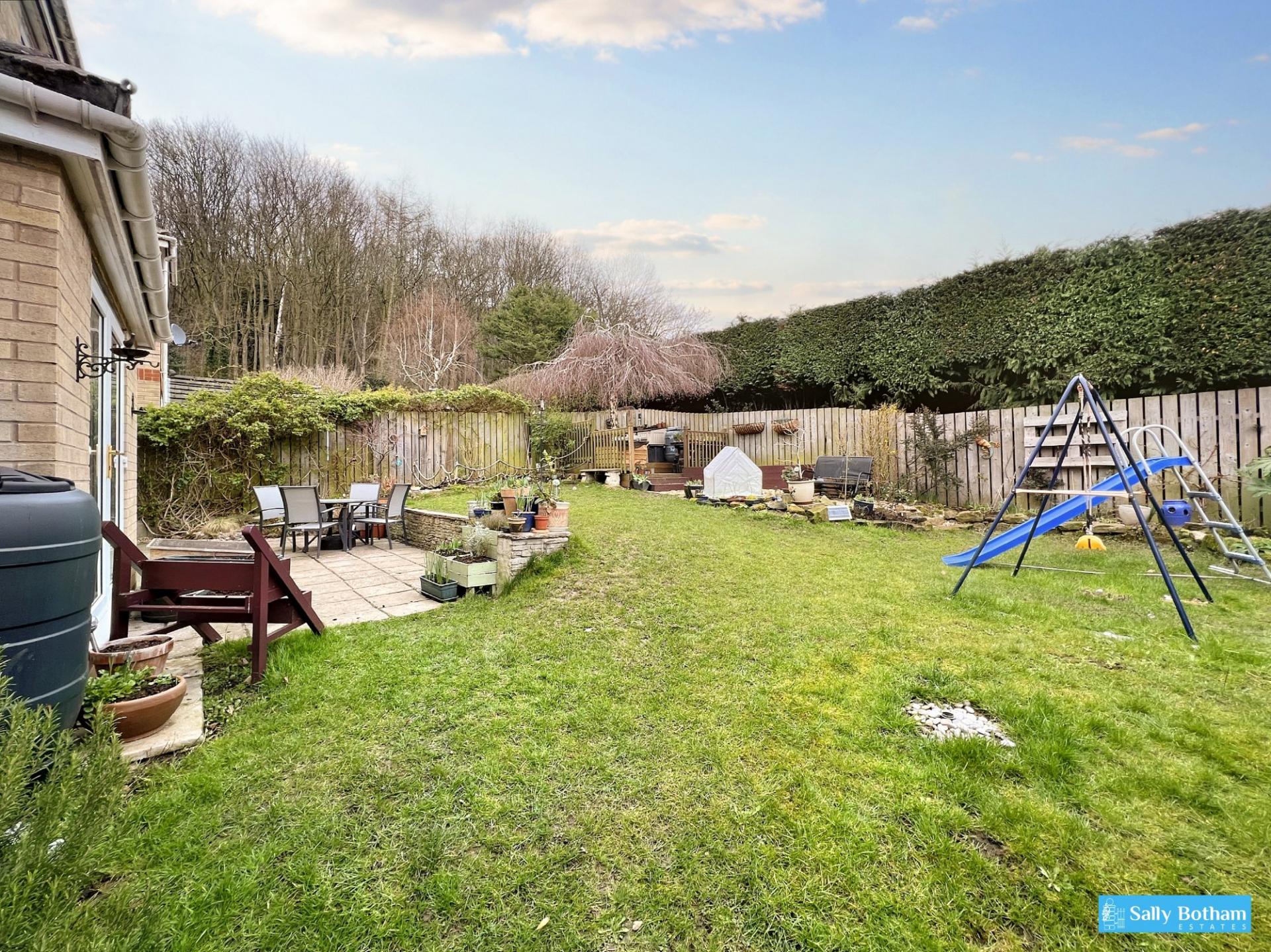 4 bedroom Detached House for sale in Matlock