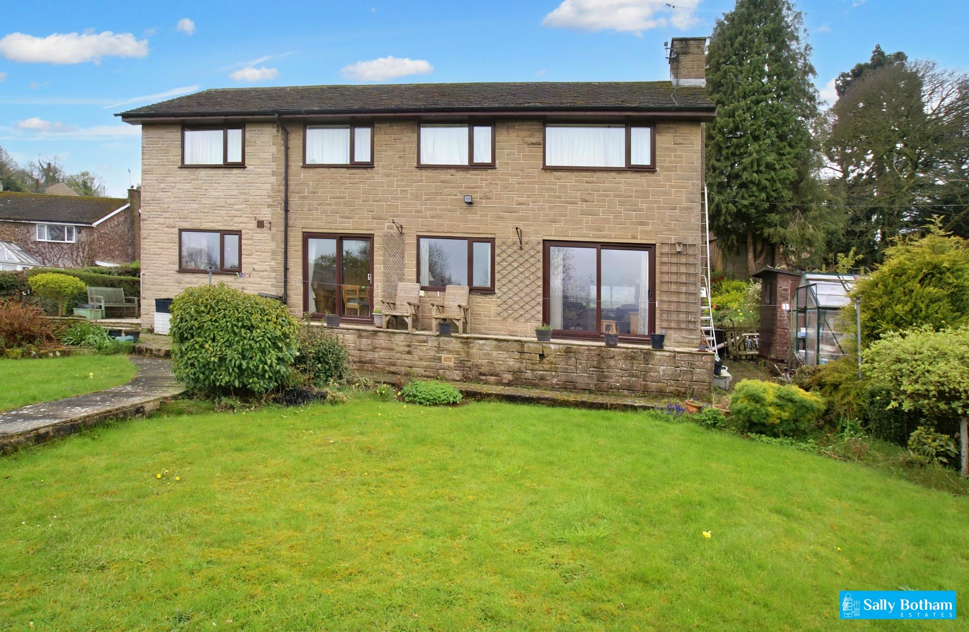 4 bedroom Detached House for sale in Matlock