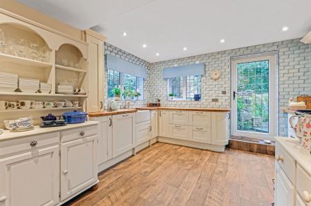 Ashover Road, Littlemoor, Ashover, S45 0BL