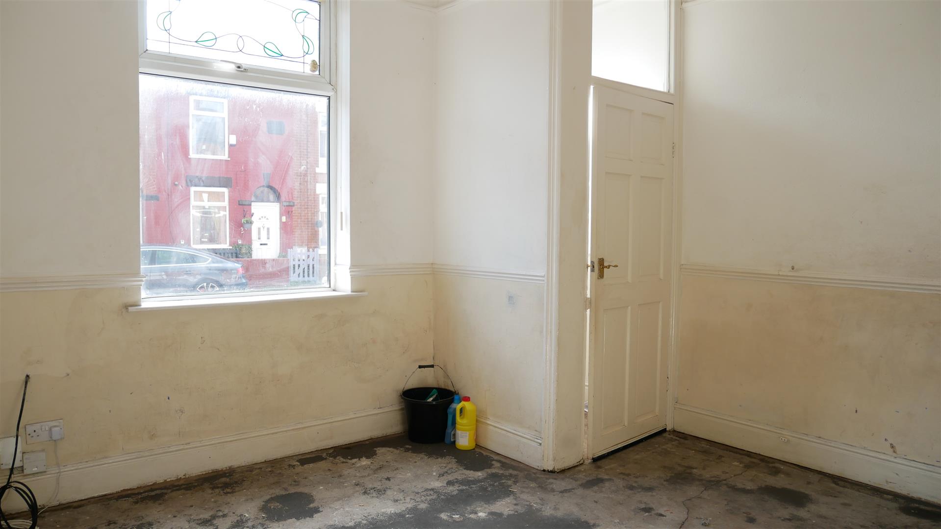 2 bedroom Terraced House for sale in Manchester