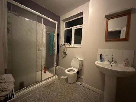 Sharing Shower Room