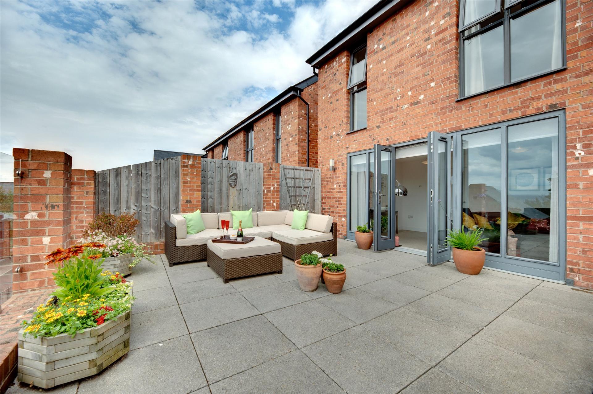 4 bedroom Terraced House for sale in Low Fell