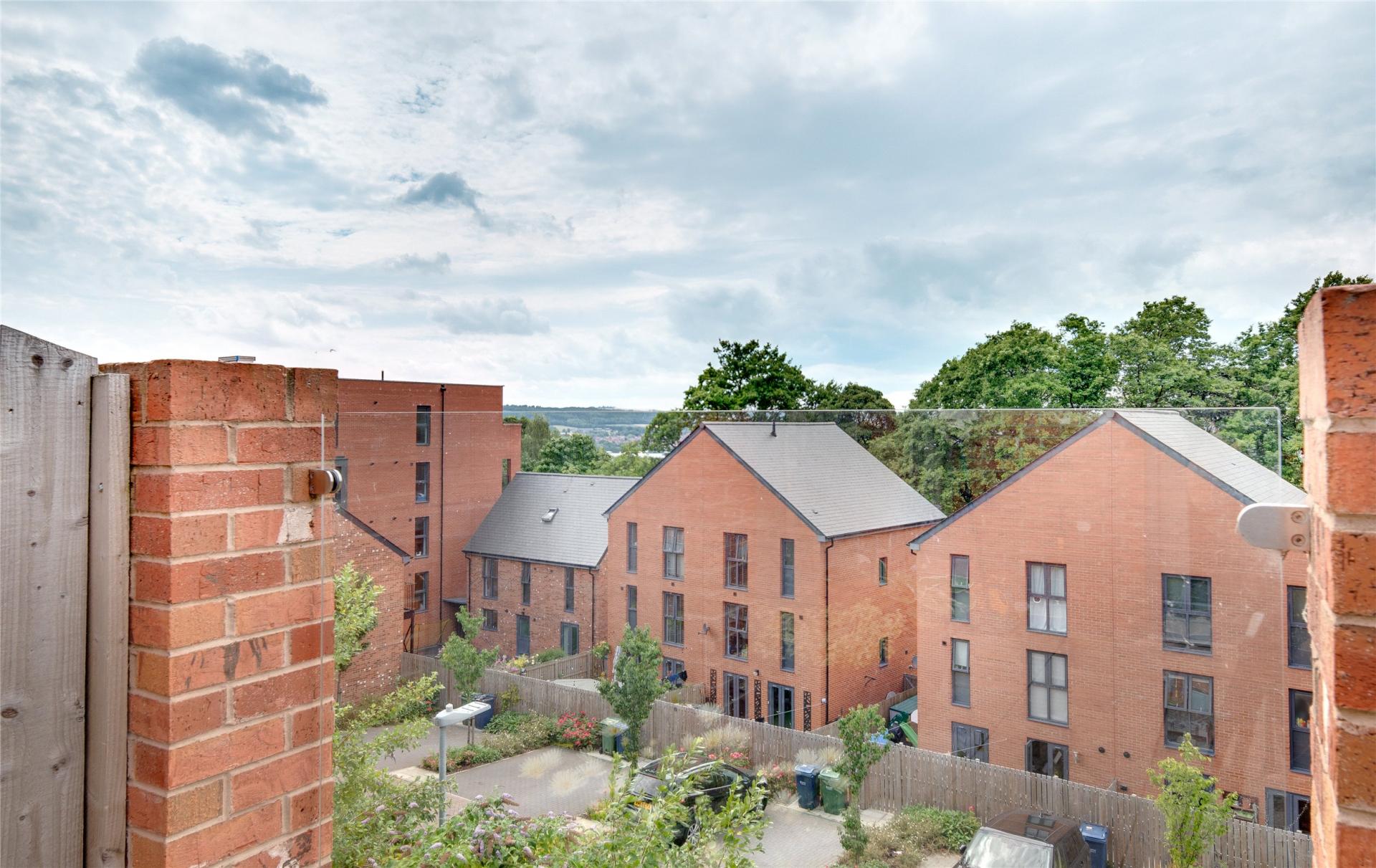 4 bedroom Terraced House for sale in Low Fell