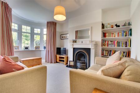 Formal Lounge