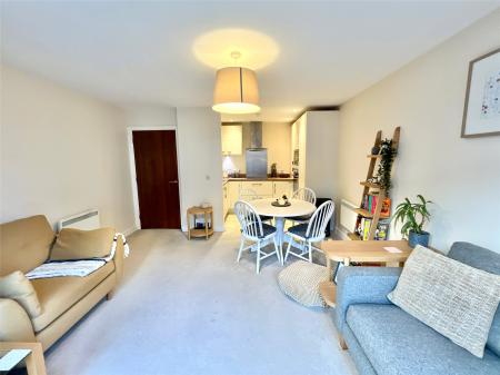Lounge/Diner/Kitchen