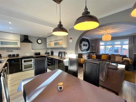 Dining Kitchen