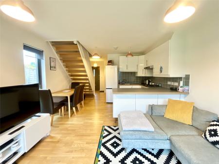 Lounge/Kitchen
